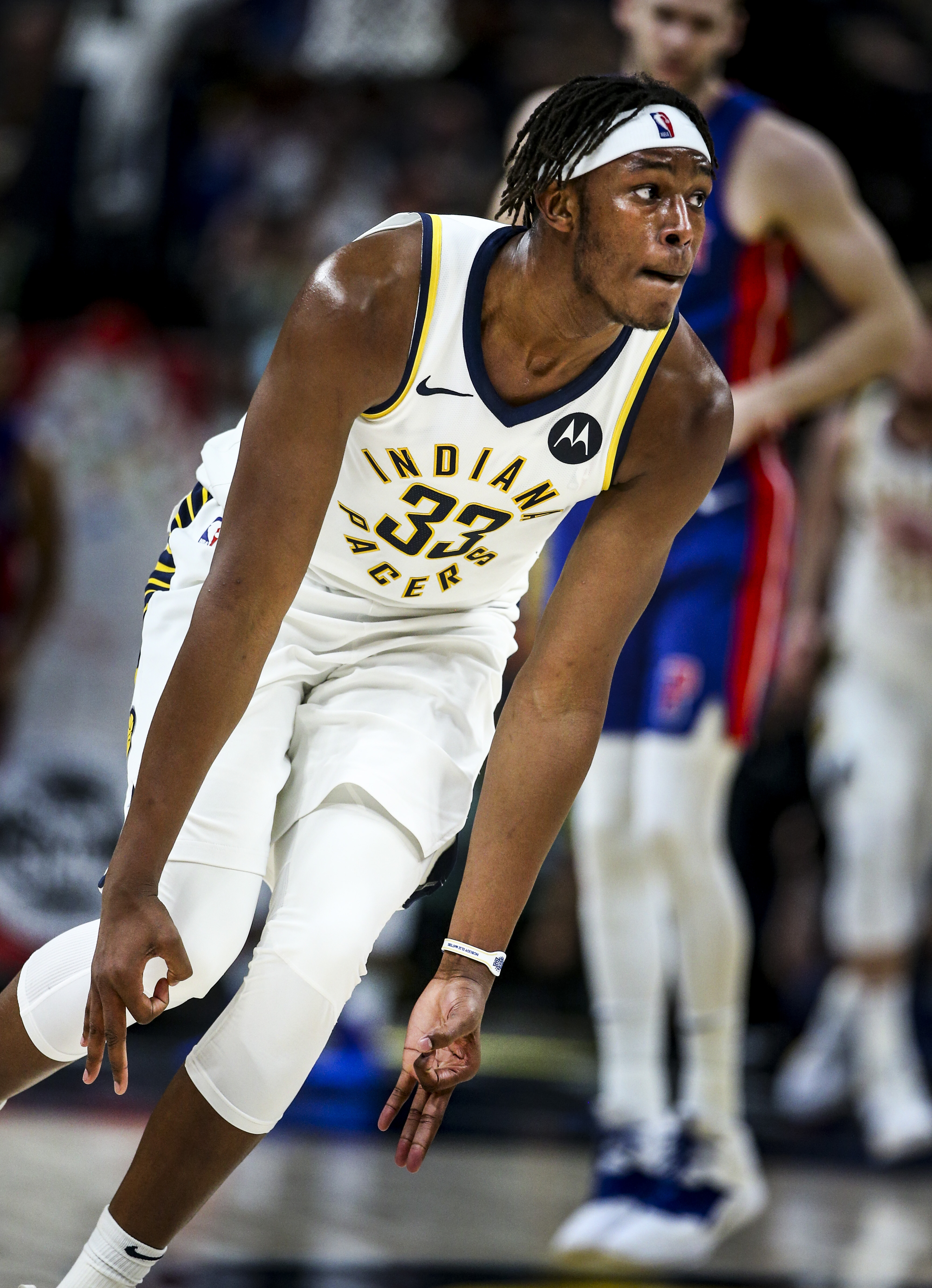 开云体育官网-关于印第安纳步行者训练开放日，今夜回应争议引欢呼，NBA常规赛在即，身体对抗强度拉满的信息